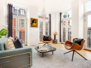 Sanders Leaves - Pleasant Four-Bedroom Apartment In Downtown Copenhagen, Copenhagen